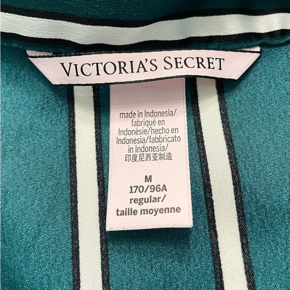 Victoria’s Secret Satin Long Sleeve Pajama Top Women’s M Green/White Striped - Picture 7 of 7